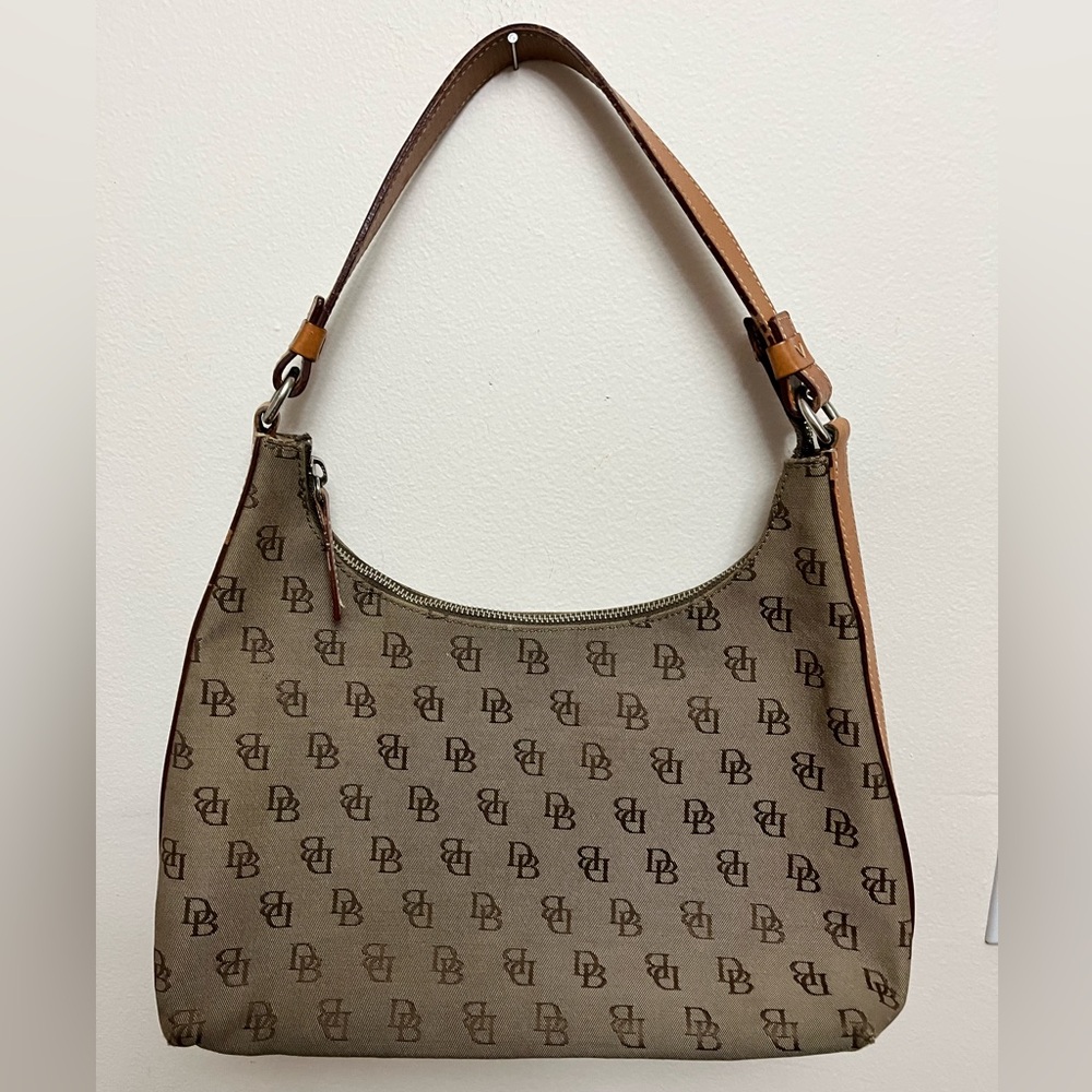 Dooney and Bourke brown canvas Hobo bag H2 358278